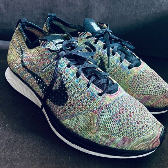 NIKE FLYKNIT RACER MULTICOLOR Rainbow 2016 MENS 11 US 526628-004 Version 1 2013 - Picture 1 of 8